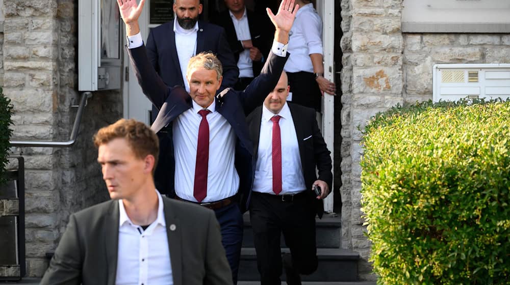 Bei der Wahlparty der Thüringer AfD waren Journalisten eigentlich ausgeschlossen. (Archivbild) / Foto: Daniel Vogl/dpa