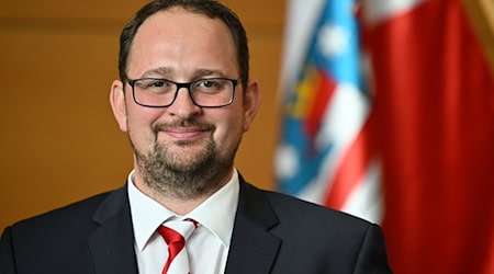 Der neue Landtagspräsident Thadäus König wird beim Landeserntedankfest in Mühlhausen erwartet. (Archivbild) / Foto: Martin Schutt/dpa