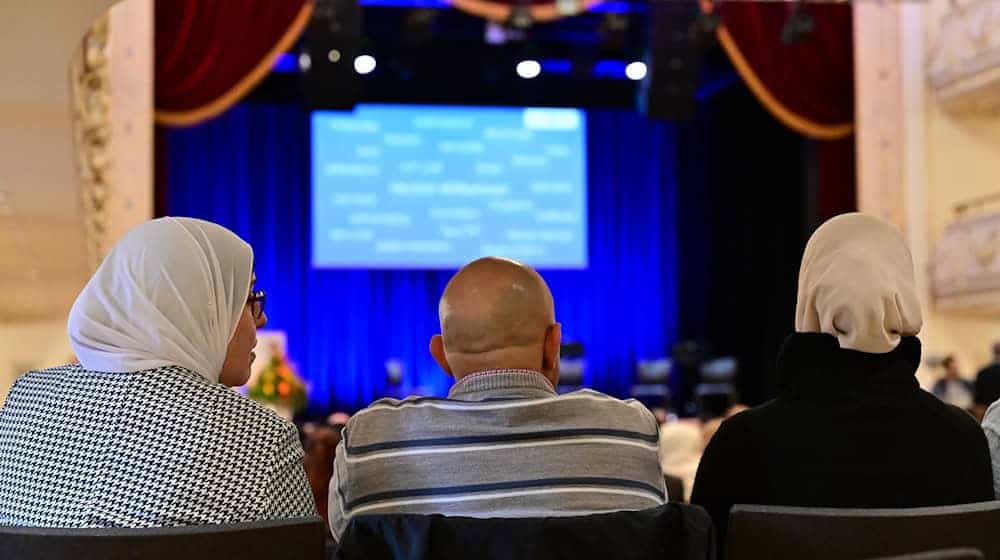 Freundschaften und andere nähere private Kontakte zu Zuwanderern sind in der Thüringer Bevölkerung weniger verbreitet als in anderen Bundesländern. / Foto: Martin Schutt/dpa