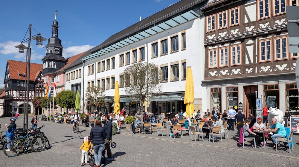 Laut der Bevölkerungszählung kam Eisenach im Jahr 2022 auf knapp 40.000 Einwohner. (Archivbild) / Foto: Michael Reichel/dpa-Zentralbild/dpa