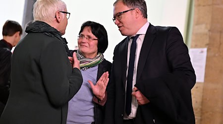 Christine Lieberknecht (Mitte) ist dagegen, der AfD ihre parlamentarischen Rechte zu verwehren (Archivbild).  / Foto: Martin Schutt/dpa