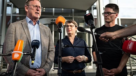 Thüringens Linke um Bodo Ramelow, Ulrike Grosse-Röthig und Christian Schaft (l-r) muss ihre Rolle neu suchen. (Archivbild) / Foto: Hannes P. Albert/dpa