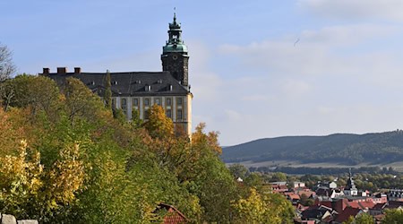 Im Schloss Heidecksburg sitzt die Stiftung Thüringer Schlösser und Gärten. (Symbolbild) / Foto: Martin Schutt/dpa-Zentralbild/dpa-tmn