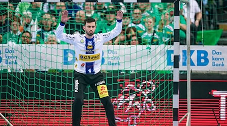 Matija Spikic hat seinen Vertrag beim ThSV Eisenach bis 2028 verlängert. / Foto: Jan Woitas/dpa