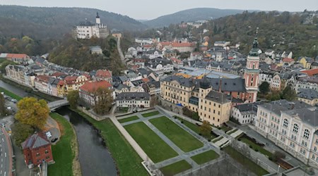 Vergleichsweise hohe Einkommen, niedrige Preise: Im Landkreis Greiz können sich die Menschen landesweit am meisten leisten. (Archivbild) / Foto: Bodo Schackow/dpa