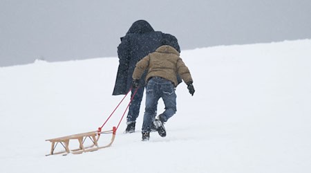 Eine Schneedecke ist selbst in Tieflagen in Sicht, wenn auch nur vorübergehend. (Archivbild) / Foto: Sebastian Kahnert/dpa