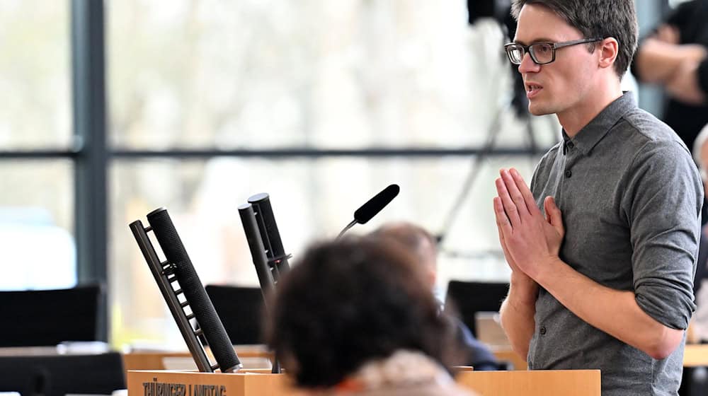 Thüringer Linke-Fraktionschef Christian Schaft kritisiert den geringen Frauenanteil bei den neuen Staatssekretären.  / Foto: Martin Schutt/dpa