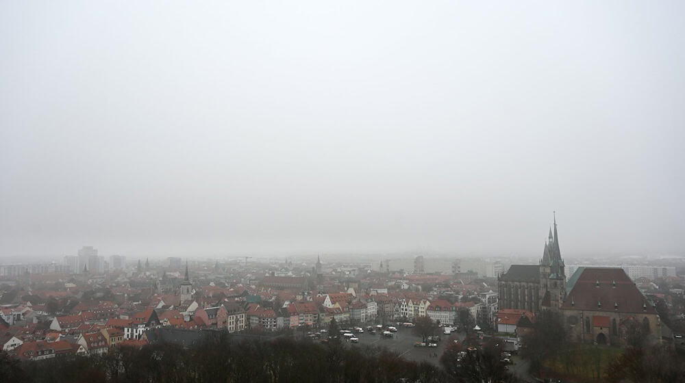 Gebietsweise ist es neblig-trüb in Thüringen. (Symbolbild) / Foto: Martin Schutt/dpa-Zentralbild/dpa