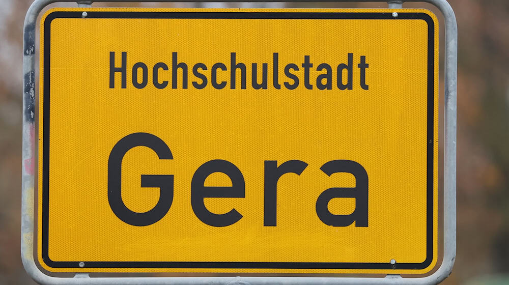 In Gera gibt es nach wie vor Widerstand gegen eine Batterierecycling-Anlage. (Symbolbild) / Foto: Bodo Schackow/dpa