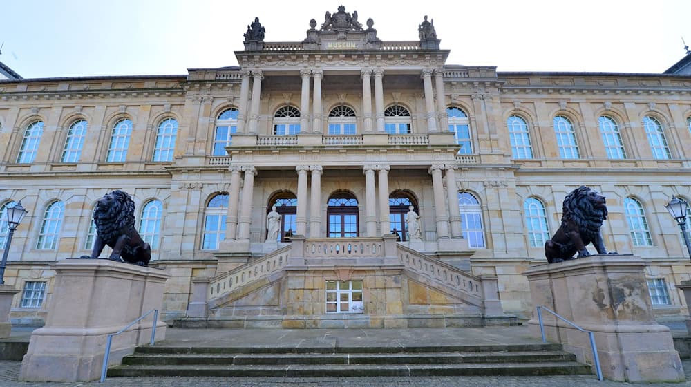 Etwa 144.000 Besucherinnen und Besucher zählte die Friedenstein Stiftung Gotha im vergangenen Jahr bei ihren Veranstaltungen und in ihren Einrichtungen - darunter das Herzogliche Museum. (Archivbild)  / Foto: Martin Schutt/dpa-Zentralbild/dpa