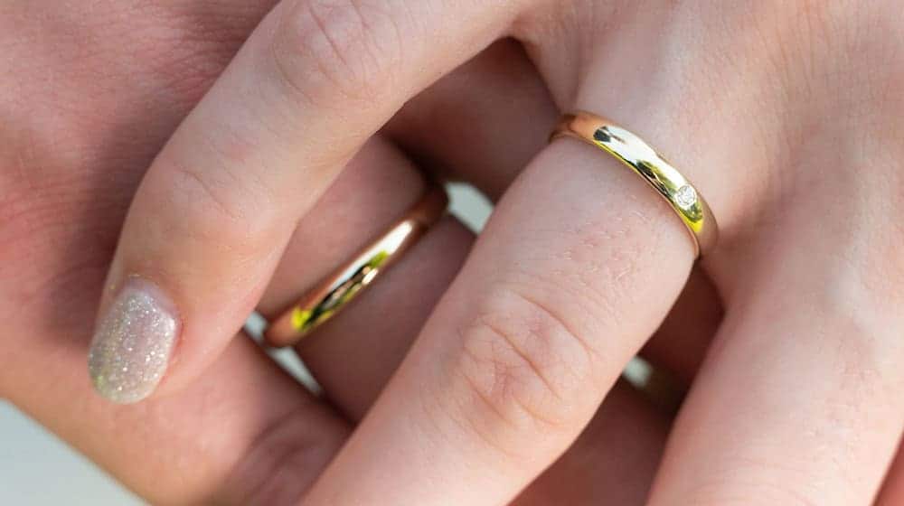 In Thüringen ist Valentinstag ein beliebter Tag zum Heiraten. (Symbolbild) / Foto: Silas Stein/dpa