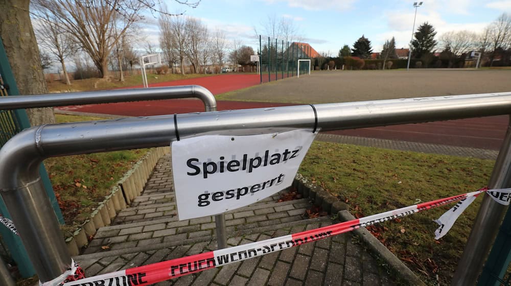 Die Brombeer-Koalition in Thüringen will mehr Geld für die Sanierung von Sportstätten einplanen. (Archivbild) / Foto: Bodo Schackow/dpa-Zentralbild/dpa