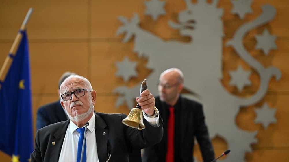 Der AfD-Abgeordnete Jürgen Treutler erlangte bundesweite Bekanntheit, weil eine Landtagssitzung unter seiner Leitung als Polit-Debakel kritisiert wurde.  (Archivbild) / Foto: Martin Schutt/dpa