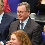 Thüringens Ex-Ministerpräsident Bodo Ramelow (Linke) ist jetzt Bundestagsmitglied, für ihn rückt Sascha Bilay in den Landtag nach. / Foto: Michael Kappeler/dpa