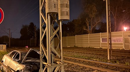 Der Unfall passierte in der Nacht zum 1. Mai. (Handout) / Foto: .../Landespolizeiinspektion Erfurt/dpa