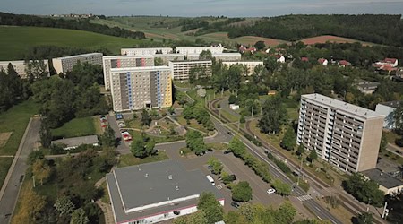 Der DGB Hessen-Thüringen fordert die Verlängerung und Ausweitung der Mietpreisbremse in Thüringen. (Symbolfoto) / Foto: Bodo Schackow/dpa-zentralbild/dpa