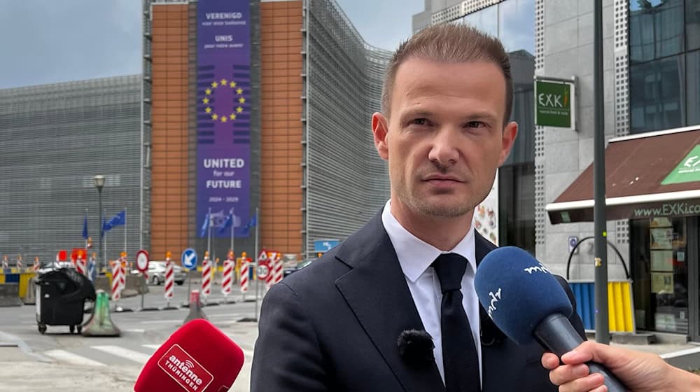 Im Streit um die künftige Vergabe von Fördermitteln warb Thüringens Europaminister Stefan Gruhner in Brüssel für die Position der Bundesländer. / Foto: Niklas Graeber/dpa