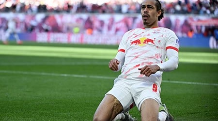 Yussuf Poulsen verletzte sich im letzten Saisonspiel und droht für den Brasilien-Trip von RB Leipzig auszufallen. / Foto: Elisa Schu/dpa