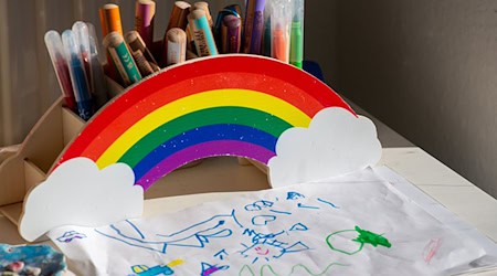In Thüringens Kindergärten sind immer weniger Kinder. (Archiv-Symbolbild) / Foto: Fernando Gutierrez-Juarez/dpa