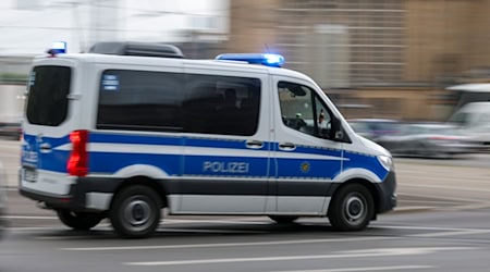 Wegen eines Streits, bei dem auch ein Messer zum Einsatz kam, wurden die Gera Arcaden im Zentrum der Otto-Dix-Stadt am Dienstagabend evakuiert. (Archiv-Symbolfoto) / Foto: Jan Woitas/dpa