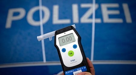 Nahezu überall und in nahezu jeder Form hat die Thüringer Polizei an diesem Wochenende Verkehrsteilnehmer im Rausch ertappt. Alkohol, Cannabis, Amphetamine - in manchen Fällen kam alles gleichzeitig zusammen. (Archiv-Symbolfoto) / Foto: Soeren Stache/dpa