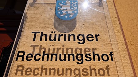 Der Thüringer Rechnungshof legt in Rudolstadt seinen neuen Jahresbericht vor. (Archivbild) / Foto: Martin Schutt/dpa