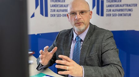 Es gebe nach wie vor ein «Wissensdefizit», so der Politikwissenschaftler. / Foto: Michael Reichel/dpa