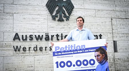 Setzt sich für Maja T. ein: Vater Wolfram Jarosch (Archivbild) / Foto: Jens Kalaene/dpa