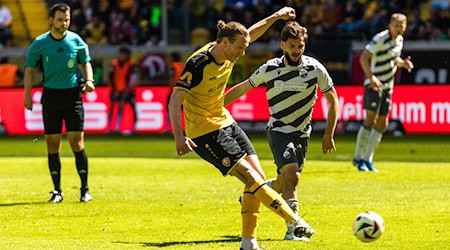 Dynamos Vinko Sapina markierte gegen den SC Freiburg den Führungstreffer. / Foto: Frank Hammerschmidt/dpa