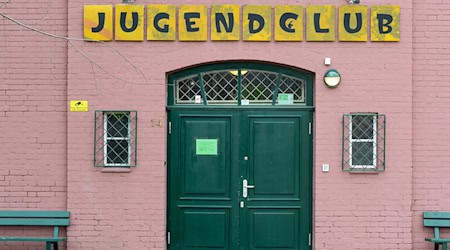 Der Investitionsbedarf an Jugendclubs in Thüringen beläuft sich auf rund 63,5 Millionen Euro (Symbolfoto). / Foto: Jens Kalaene/dpa-Zentralbild/dpa