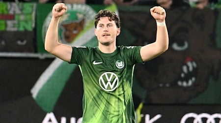  Wolfsburgs Jonas Wind traf im Vorbereitungsturnier in Zwickau gegen Dynamo Dresden. / Foto: Swen Pförtner/dpa