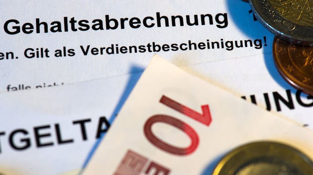 Thüringens Arbeitnehmer bekommen mehr Geld   / Foto: Arno Burgi/dpa-Zentralbild/dpa