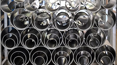 Von der positiven Umsatzentwicklung in der Thüringer Industrie im ersten Halbjahr 2025 haben nicht alle Branchen profitiert (Symbolfoto). / Foto: Martin Schutt/dpa