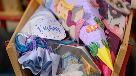 In Thüringen feiern rund 18.310 Kinder ihre Schuleinführung. (Symbolbild) / Foto: Robert Michael/dpa-Zentralbild/dpa