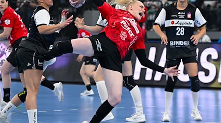 Der Thüringer HC hat zum vierten Mal den Handball-Supercup gewonnen. / Foto: Sven Hoppe/dpa