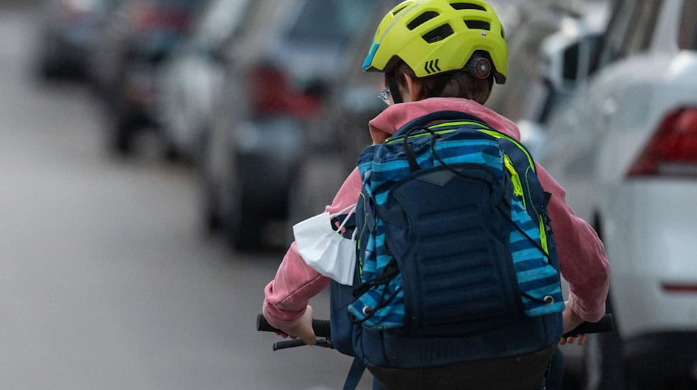 Die Zahl der Verkehrsunfälle mit Schulkindern ist in Thüringen zuletzt zurückgegangen. (Symbolfoto) / Foto: Marijan Murat/dpa