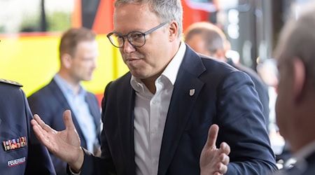 Thüringens Ministerpräsident Mario Voigt (CDU) sieht gute Chancen für einen neuen Anlauf bei der Wahl von Richtern für das Bundesverfassungsgericht. / Foto: Michael Reichel/dpa