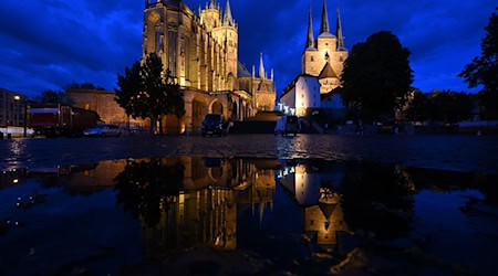In Erfurt soll die Lichtverschmutzung reduziert werden. (Symbolbild) / Foto: Martin Schutt/dpa