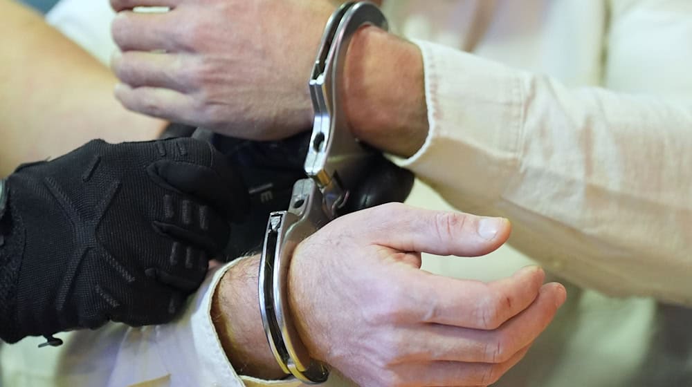 Thüringens Gerichte haben im vergangenen Jahr weniger Straftäter rechtskräftig verurteilt (Symbolfoto). / Foto: Marcus Brandt/dpa