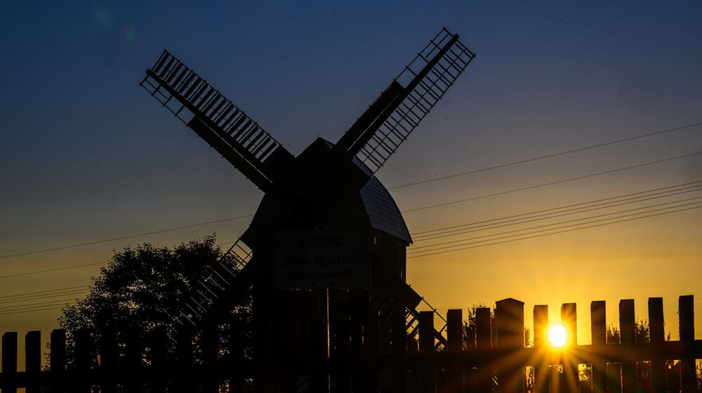 Am Sonntag sollen die Temperaturen auf 26 Grad steigen. / Foto: Hendrik Schmidt/dpa