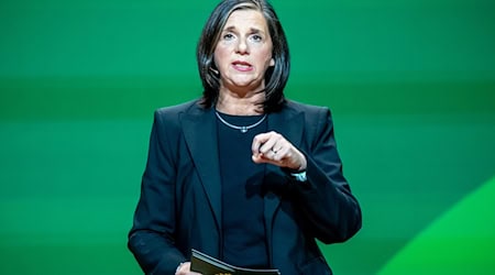 Die Grünen-Politikerin Katrin Göring-Eckardt kritisiert das Aus für den Thüringer Reparaturbonus. (Archivbild) / Foto: Michael Kappeler/dpa Die Grünen-Politikerin Katrin Göring-Eckardt kritisiert das Aus für den Thüringer Reparaturbonus. (Archivbild) / Foto: Michael Kappeler/dpa