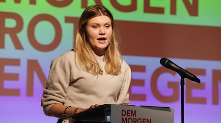 Melissa Butt gibt Vorsitz der Thüringer Jusos nach vier Jahren ab. (Archivbild) / Foto: Bodo Schackow/dpa-Zentralbild/dpa