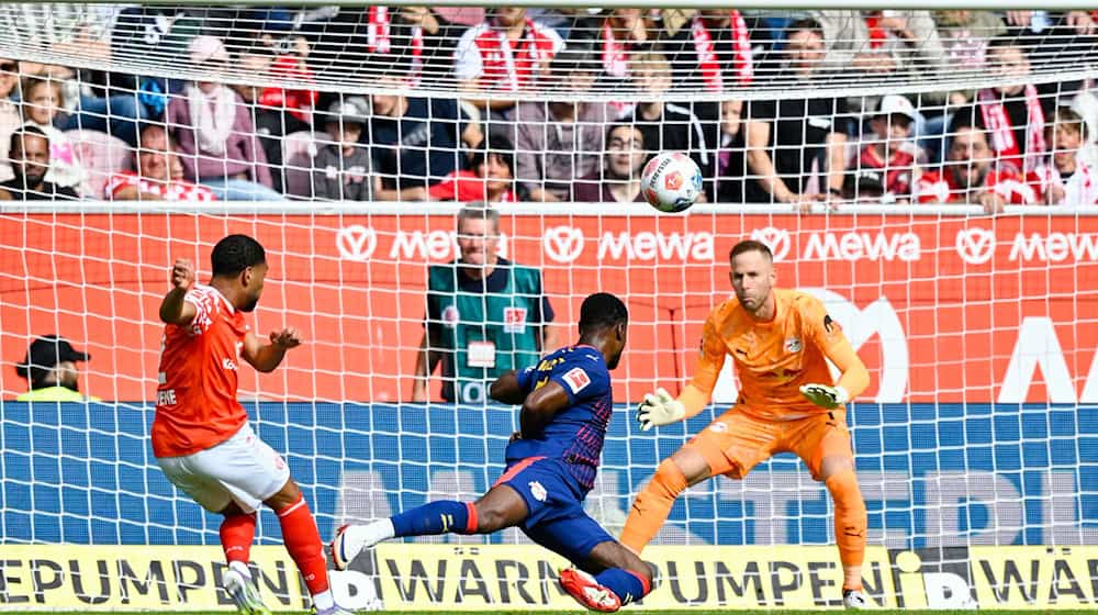 RB Leipzig hatte beim Sieg in Mainz kaum brenzlige Situationen zu überstehen. / Foto: Uwe Anspach/dpa