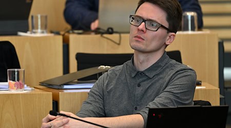 Das Tauziehen über den Thüringer Doppelhaushalt im Landtag beginnt.  / Foto: Martin Schutt/dpa