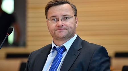 Die CDU-Landtagsfraktion spricht sich für die Erfassung doppelter Staatsangehörigkeiten in der polizeilichen Kriminalstatistik aus. (Archivbild) / Foto: Martin Schutt/dpa-Zentralbild/dpa