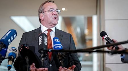 Bundesverteidigungsminister Boris Pistorius (SPD) kommt zur Ost-Ministerpräsidentenkonferenz nach Thüringen. (Archivbild) / Foto: Kay Nietfeld/dpa