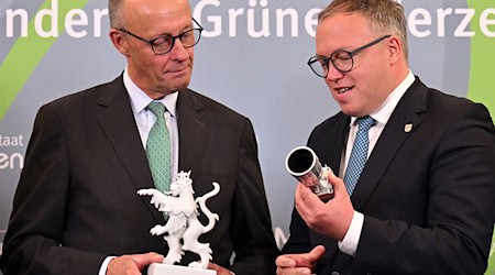 Ministerpräsident Voigt spricht von einem «neuen Miteinander» (Archivbild) / Foto: Martin Schutt/dpa