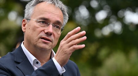 Der Thüringer Antisemitismusbeauftragte Michael Panse hofft angesichts des Abkommens zwischen Israel und der islamistischen Hamas auch auf eine Beruhigung auf den Straßen in Deutschland. (Archivbild)  / Foto: Martin Schutt/dpa