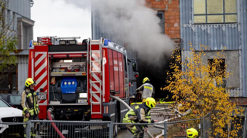 Noch ist unklar, warum das Feuer in Schleusingen ausgebrochen ist. / Foto: Steffen Ittig/NEWS5/dpa Noch ist unklar, warum das Feuer in Schleusingen ausgebrochen ist. / Foto: Steffen Ittig/NEWS5/dpa