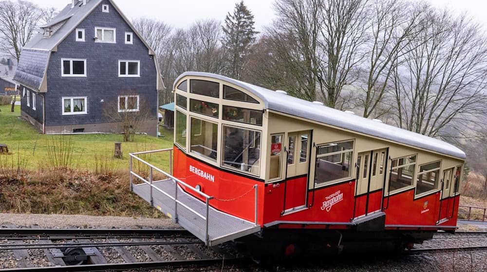 Die Thüringer Bergbahn wird gründlich überprüft. (Archivbild) / Foto: Michael Reichel/dpa post-slider